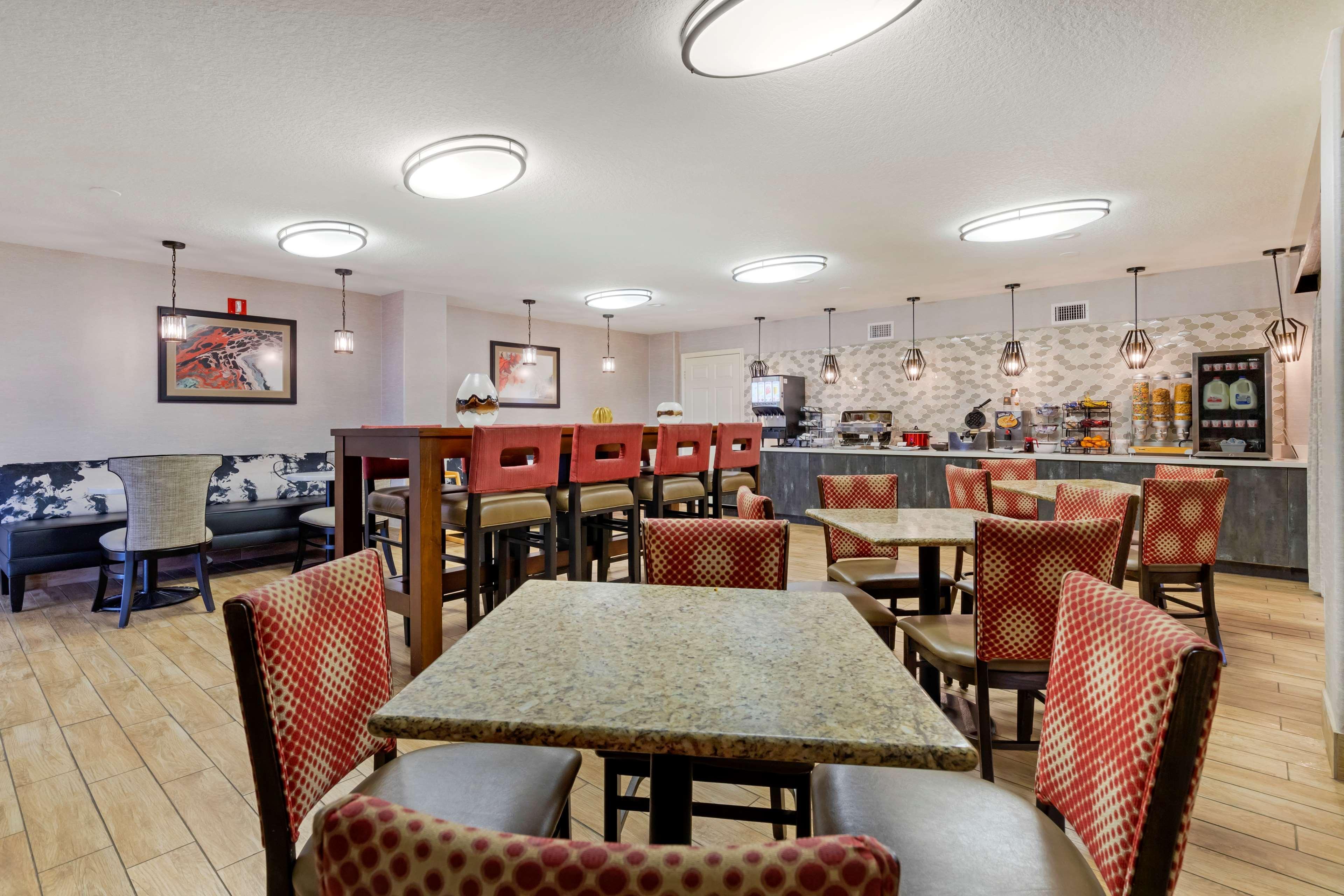 Best Western Marble Falls Inn Екстериор снимка