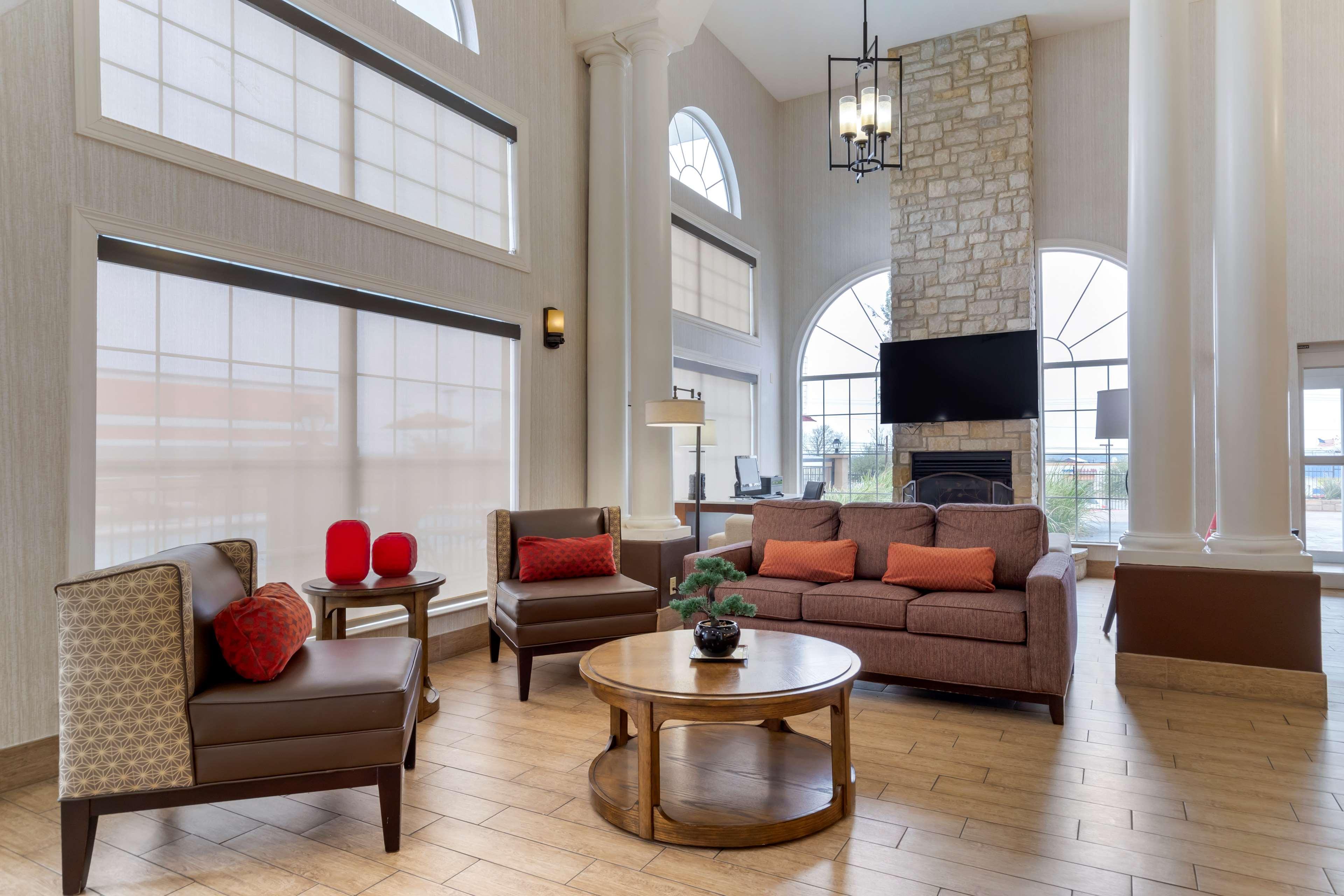 Best Western Marble Falls Inn Екстериор снимка