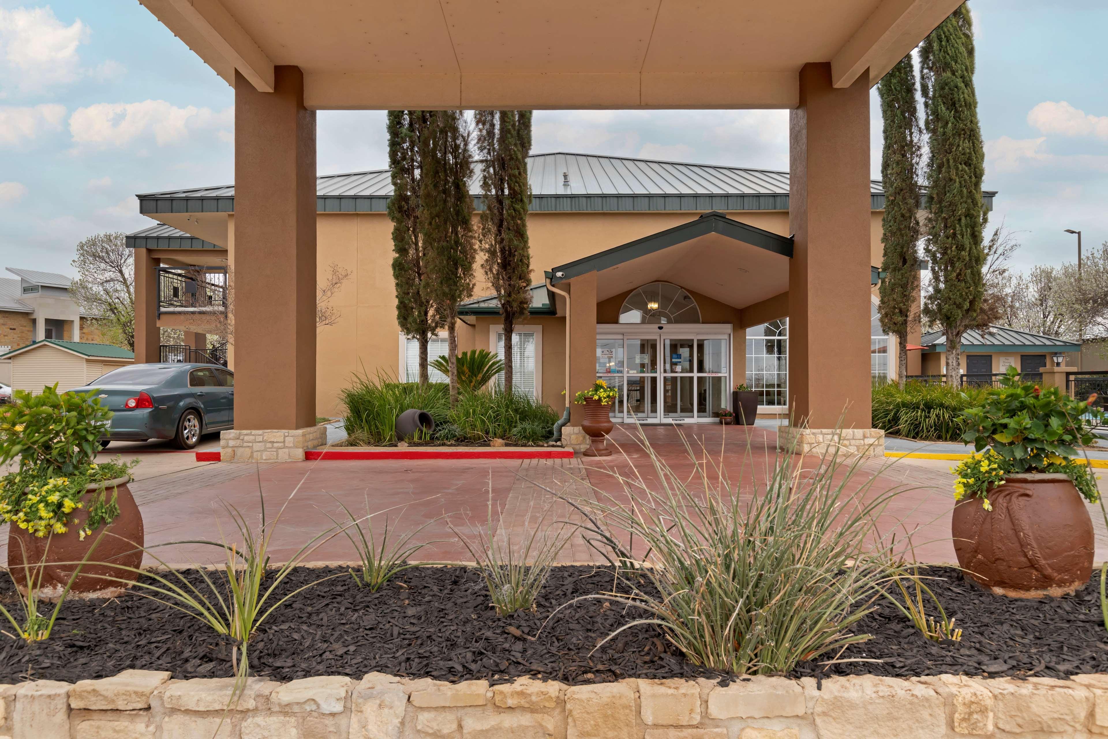 Best Western Marble Falls Inn Екстериор снимка
