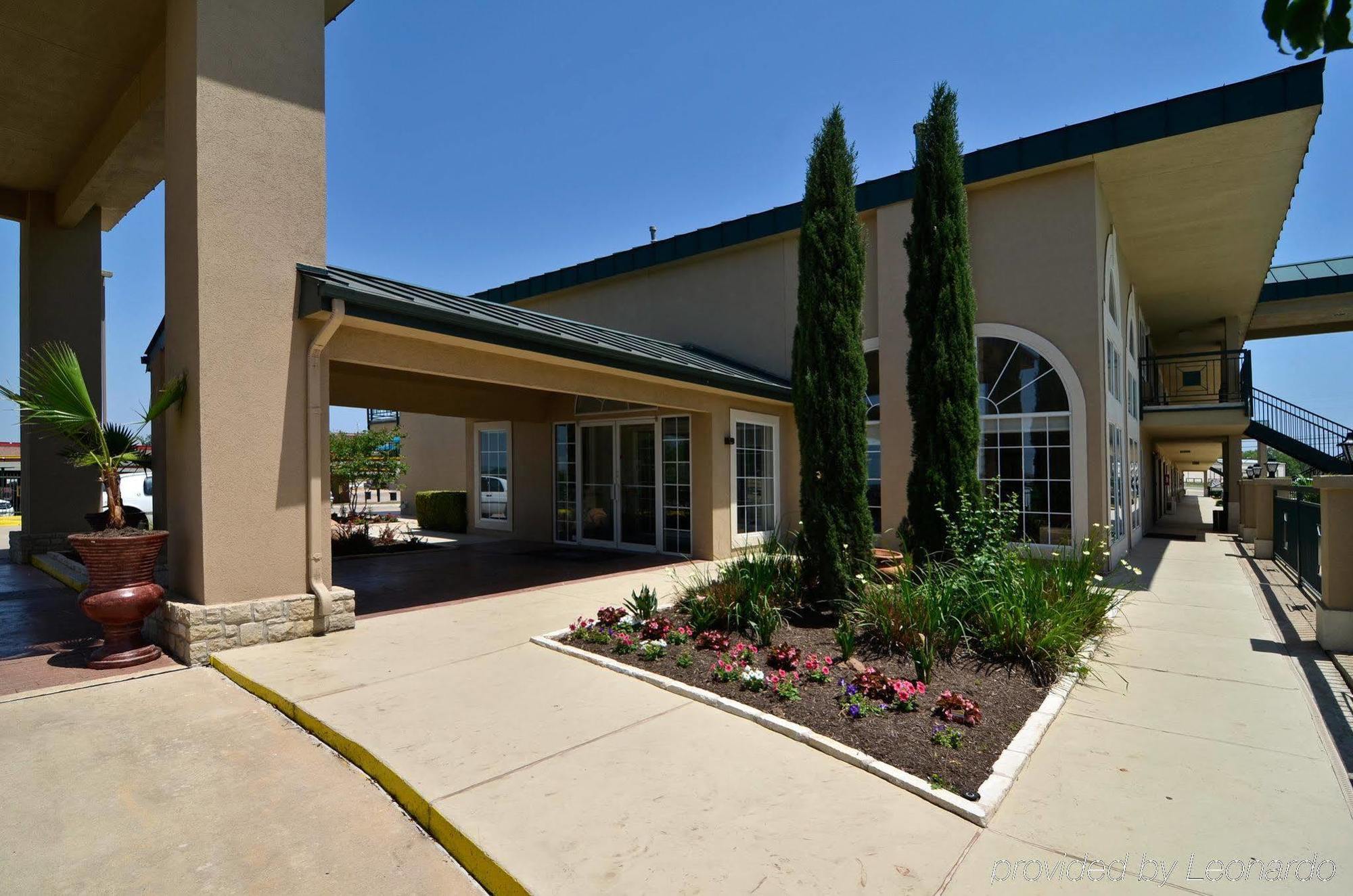 Best Western Marble Falls Inn Екстериор снимка