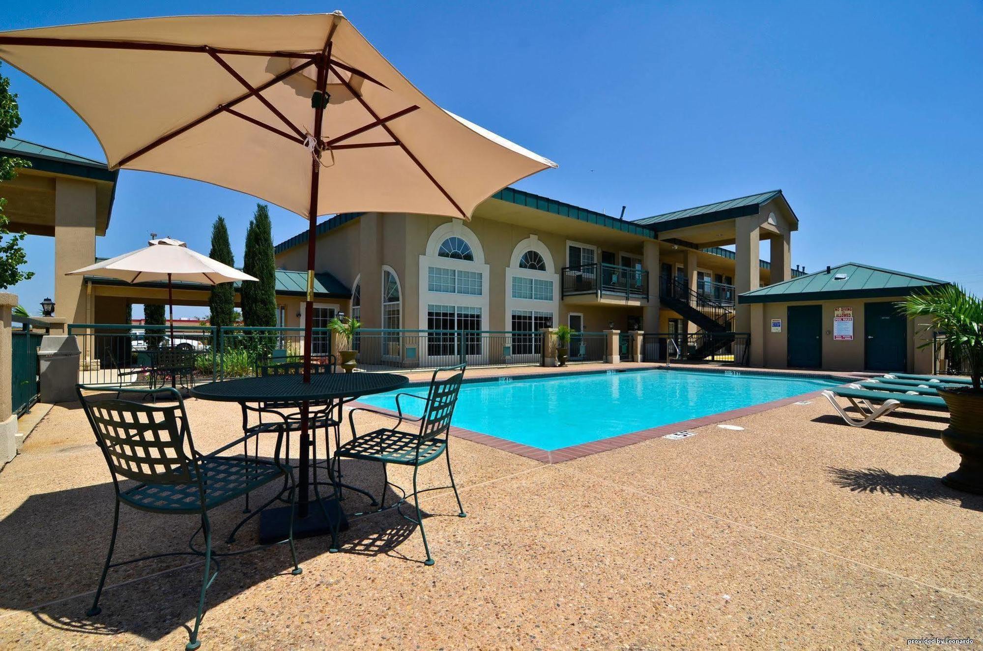 Best Western Marble Falls Inn Екстериор снимка