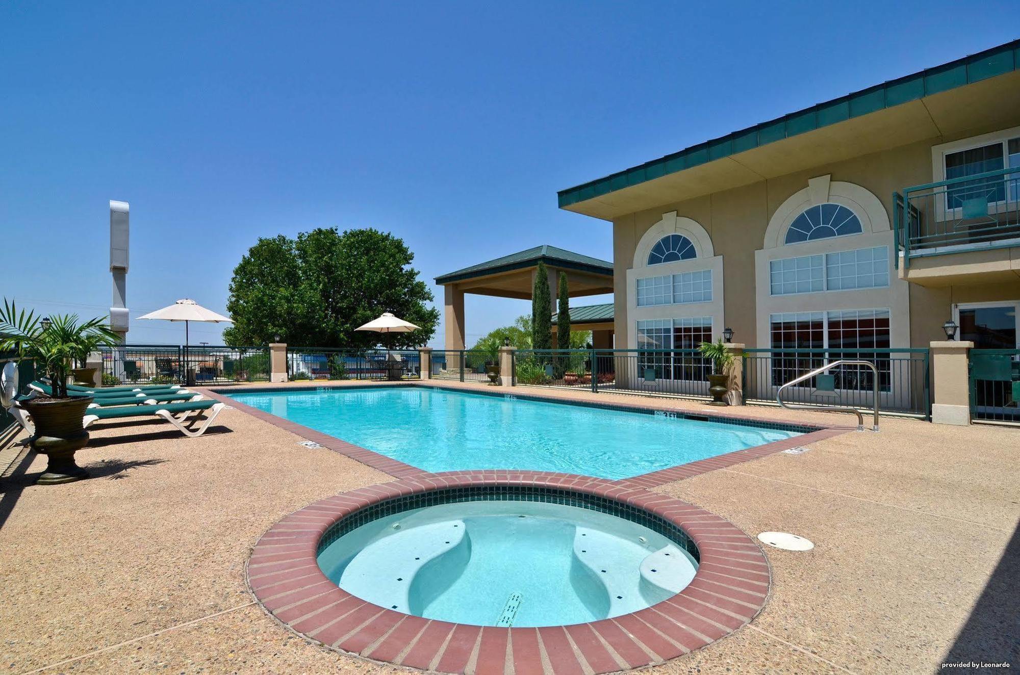 Best Western Marble Falls Inn Екстериор снимка