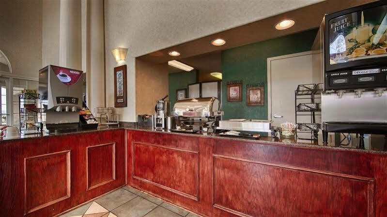 Best Western Marble Falls Inn Екстериор снимка