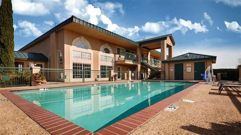 Best Western Marble Falls Inn Екстериор снимка